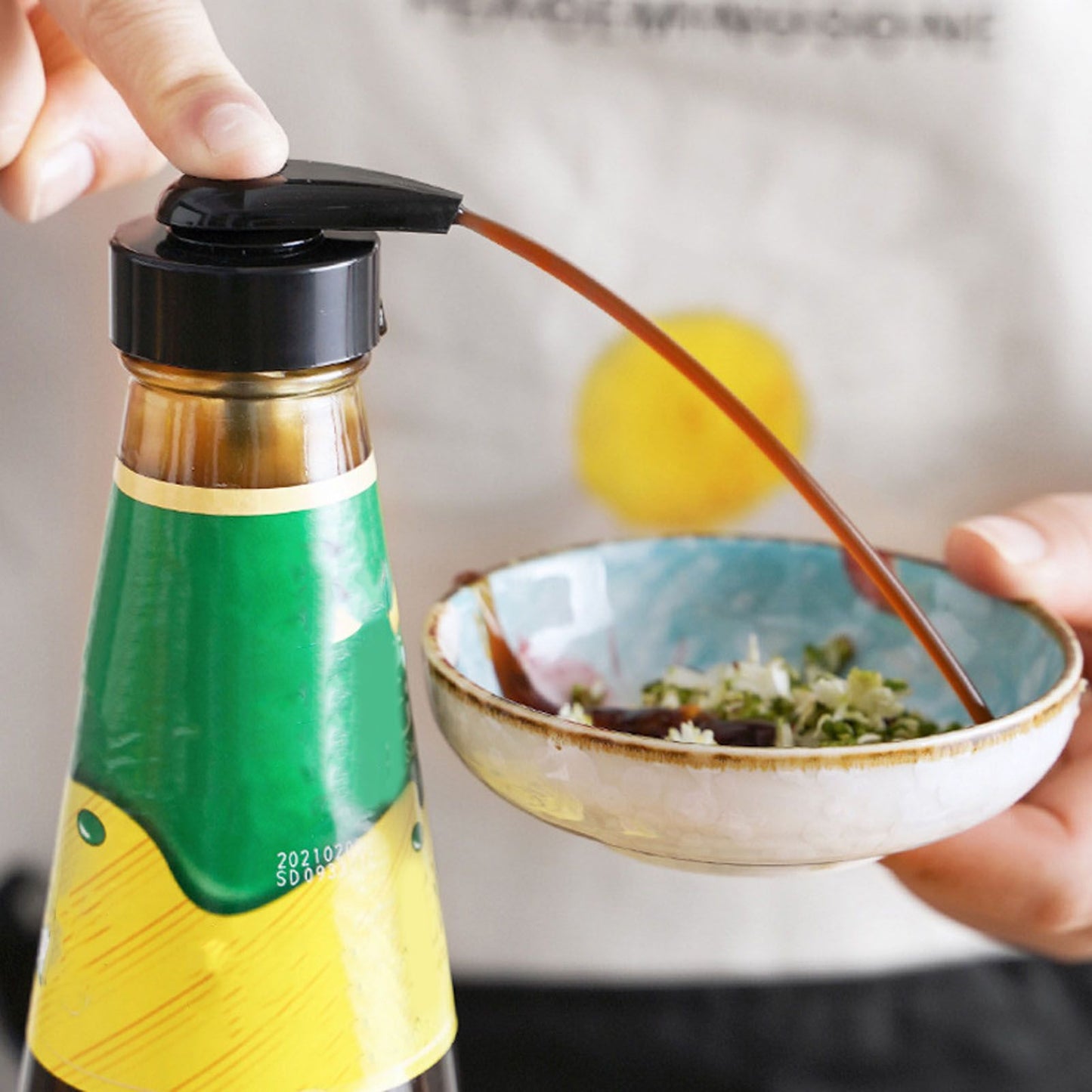 Gallon Pump Dispenser Condiment Bottle Pump Dispenser Plastic Kitchen Supplies for HouseholdBlack Caliber 2.9cm / 1.1in