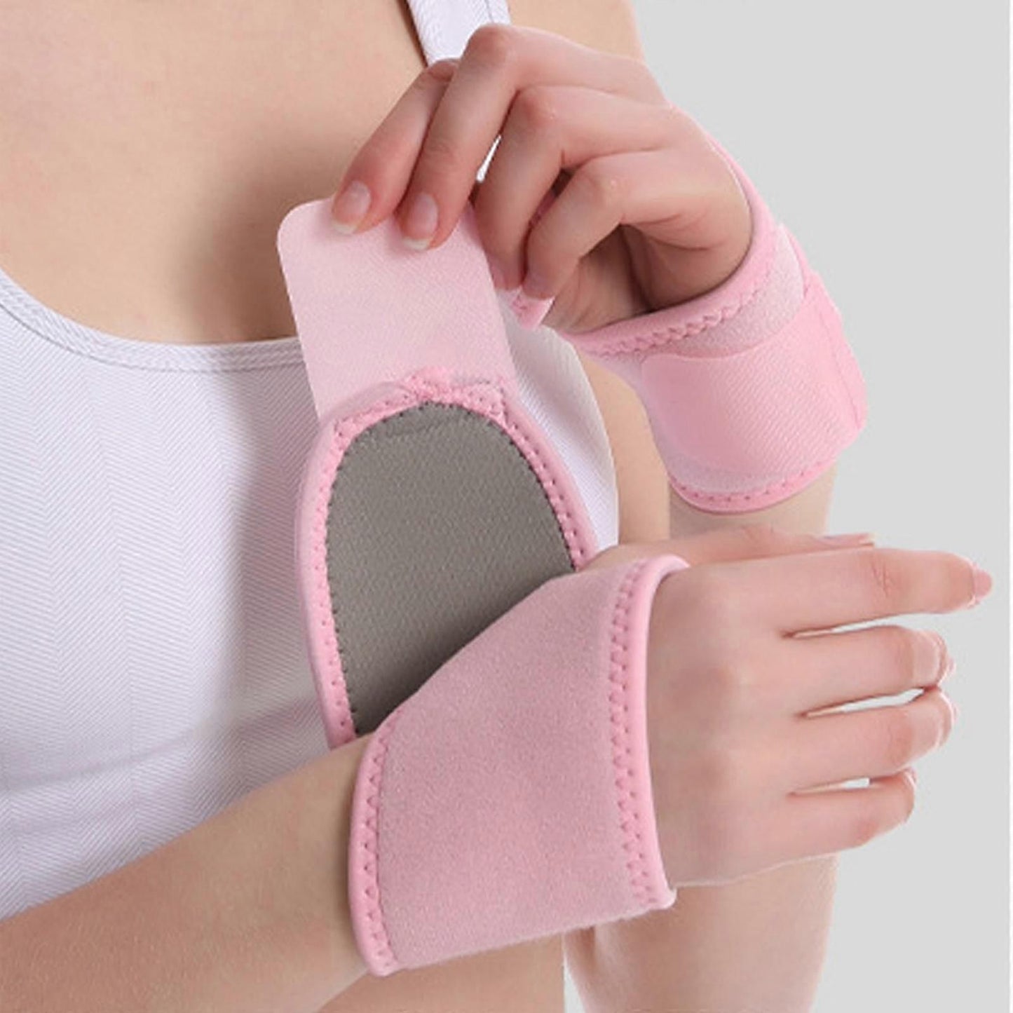 Thumb and Wrist Support Wrap Adjustable Elastic Wrist Brace Wrist Compression Wrap for Gym Fitness Badminton Basketball - Red
