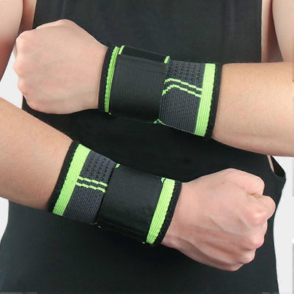 Adjustable Compression Wrist Support Brace, Breathable Wrist Wrap for Running, Gym, Weightlifting, Tennis & Sports Training - M