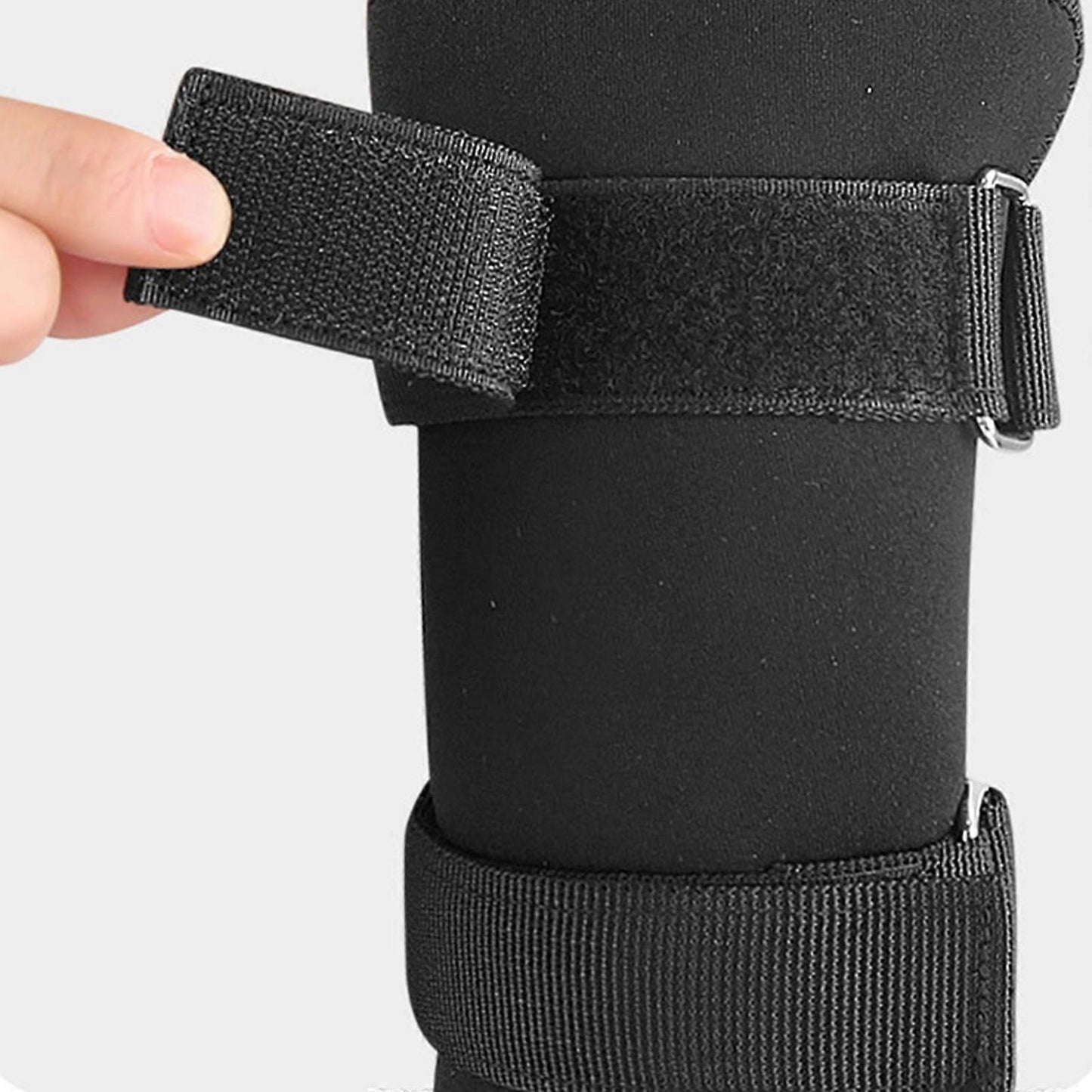 Breathable Wrist Wraps Kettlebell Wrist Guard Adjustable Wrist Brace Athletics Wrist Support for Wrist Protections Black