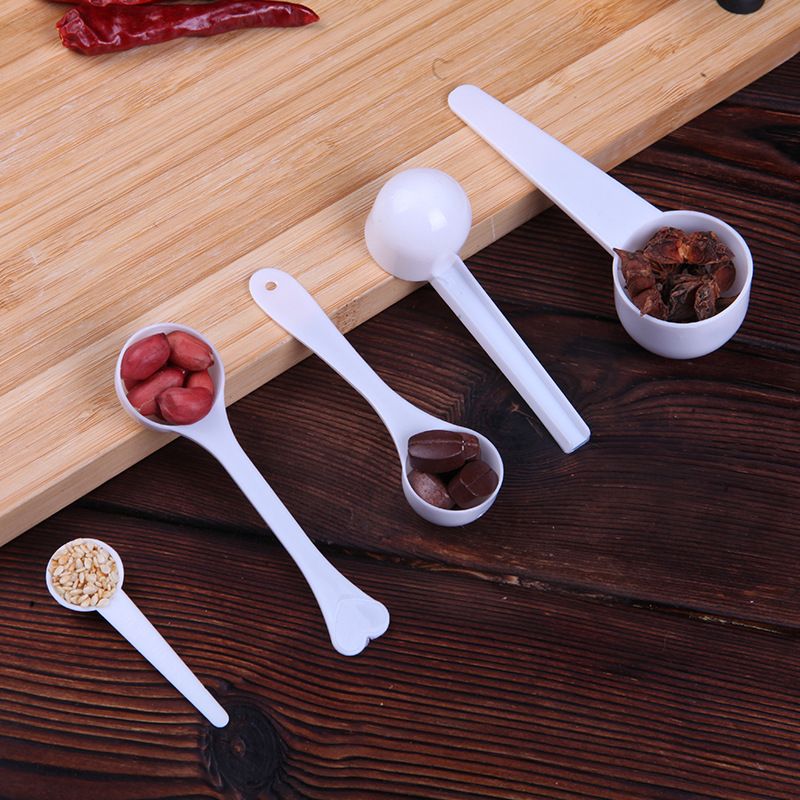 Yumi Plastic Measuring Spoon 1g2g3g5g10g15g 35g 70ml measuring spoon with scale