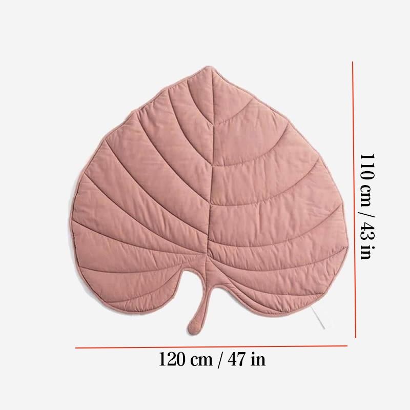 Ginkgo Leaf Shaped Pet Mat – Thickened Multi-Use Plush Blanket & Cushion for Cats and Dogs, All-Season Floor Bed, Crate Pad and Cozy Throw (Pink)