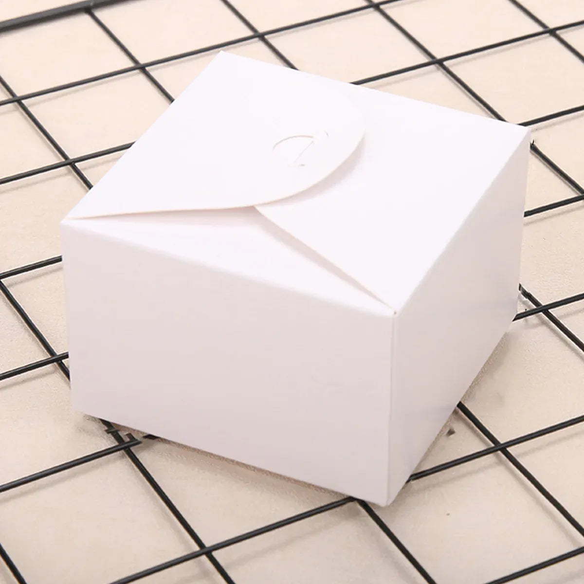 100PCS Kraft Paper Pastry Boxes Square Cake Boxes for Dessert and Bakery Packaging - L