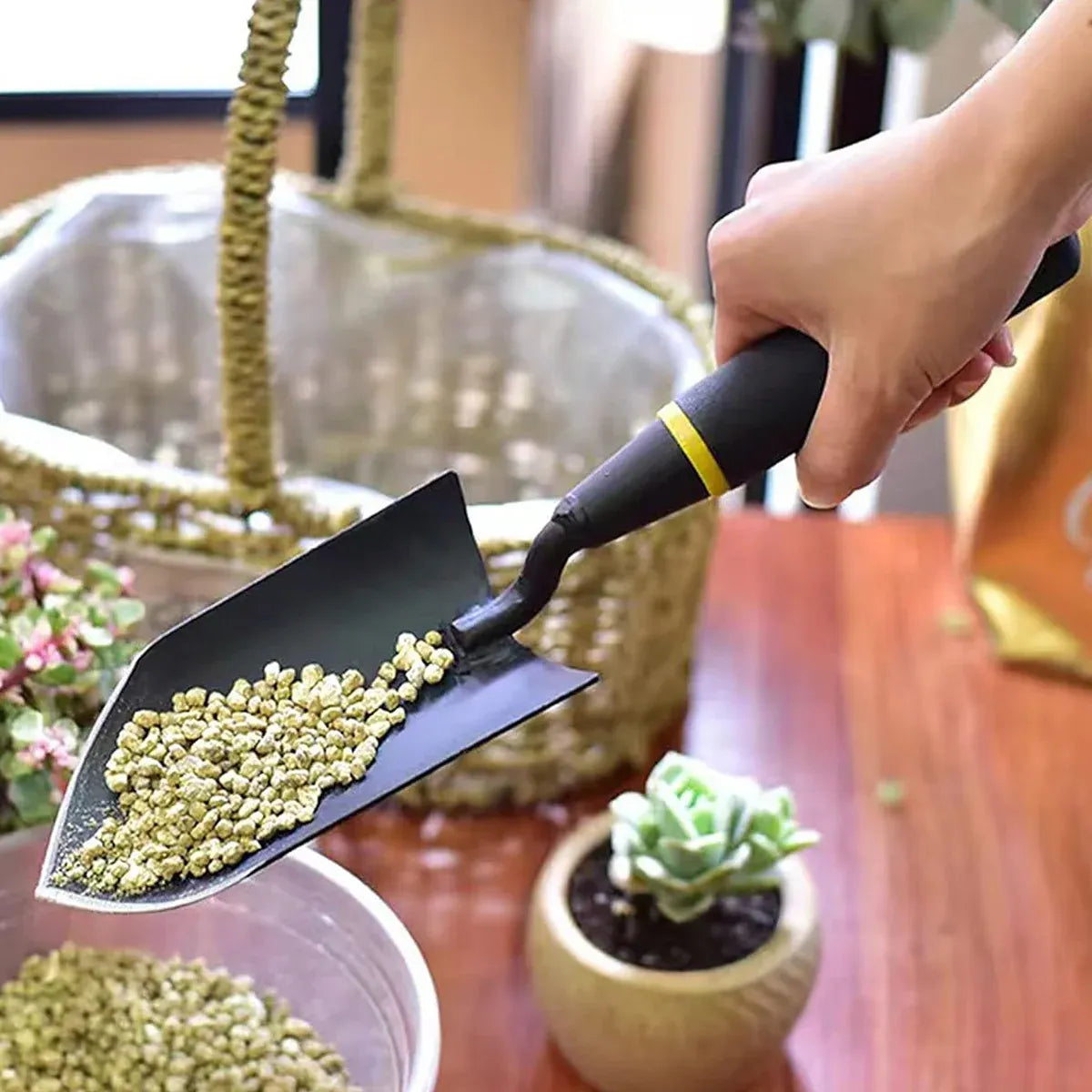 Garden Shovel Gardening Tool for Garden Flower Planting Durable Rust Resistant