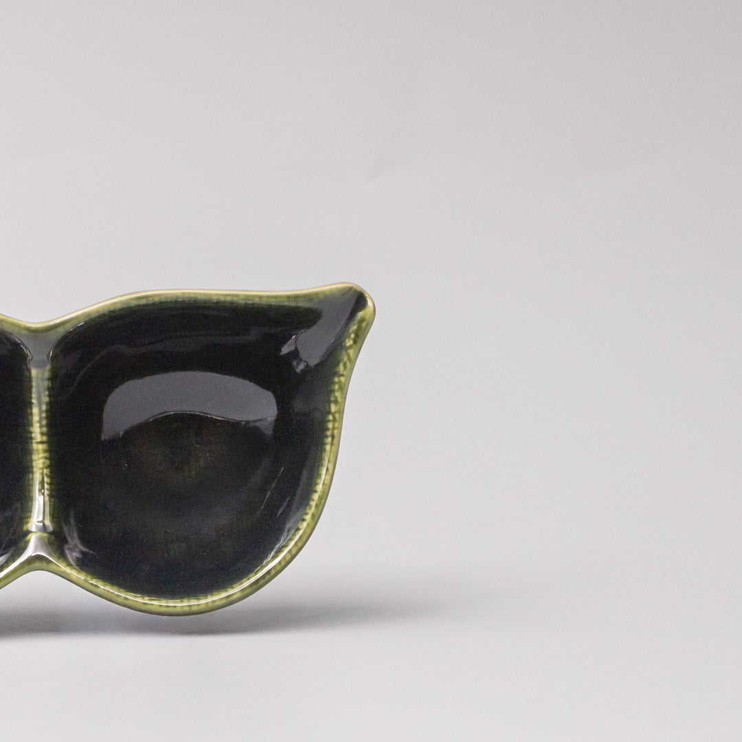 Edamame Triple Pod Dish 20cm Oribe Green Glaze