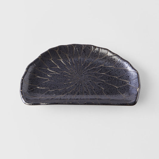 Plate D Shaped 21cm Charcoal Net Design