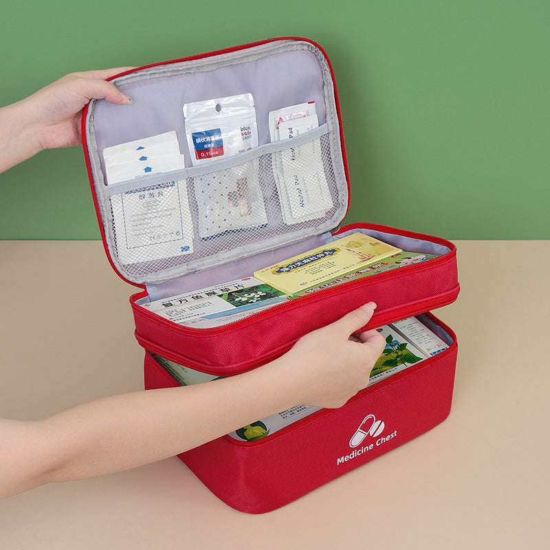 Green Compact Double-Layer Medicine Storage Case – Portable First Aid Organizer for Home, Travel & Emergency Use
