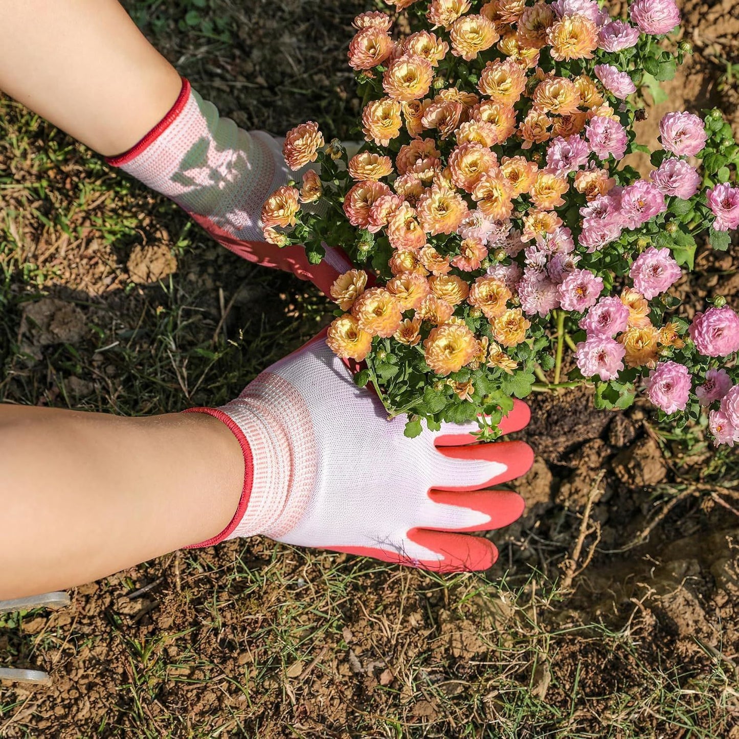 3 Pairs Green Gardening Gloves with Breathable Latex Coating - Non-Slip Protective Work Gloves for Yard Work Planting and Outdoor Maintenance - All-Day Comfort and Dexterity for Gardeners