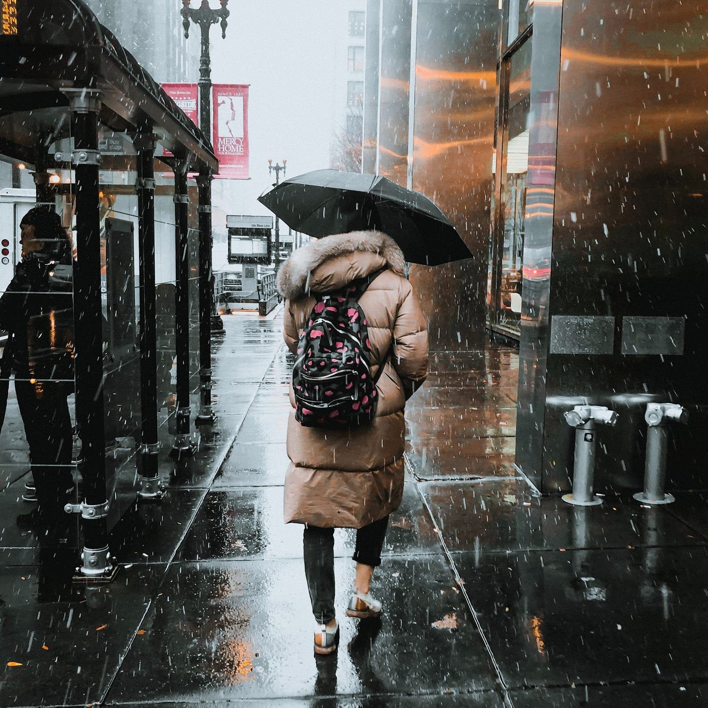 Purple 97CM Large Folding Automatic Travel Umbrella with 8 Reinforced Fiberglass Ribs - Lightweight Compact Rain & Sun Shield for Backpack Travel and Commuting