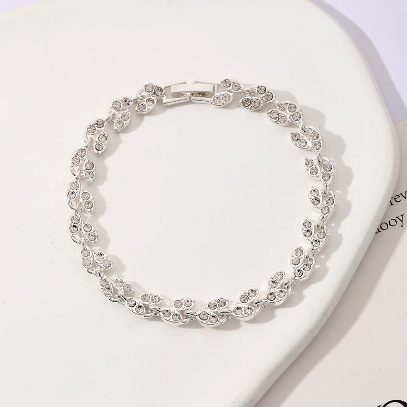 2 Pack Silver and Rose Gold Women's Crystal Leaf Bracelets with Gift Box – Elegant Rhinestone Alloy Link Bracelet, Minimalist Fashion Jewelry Gift for Women