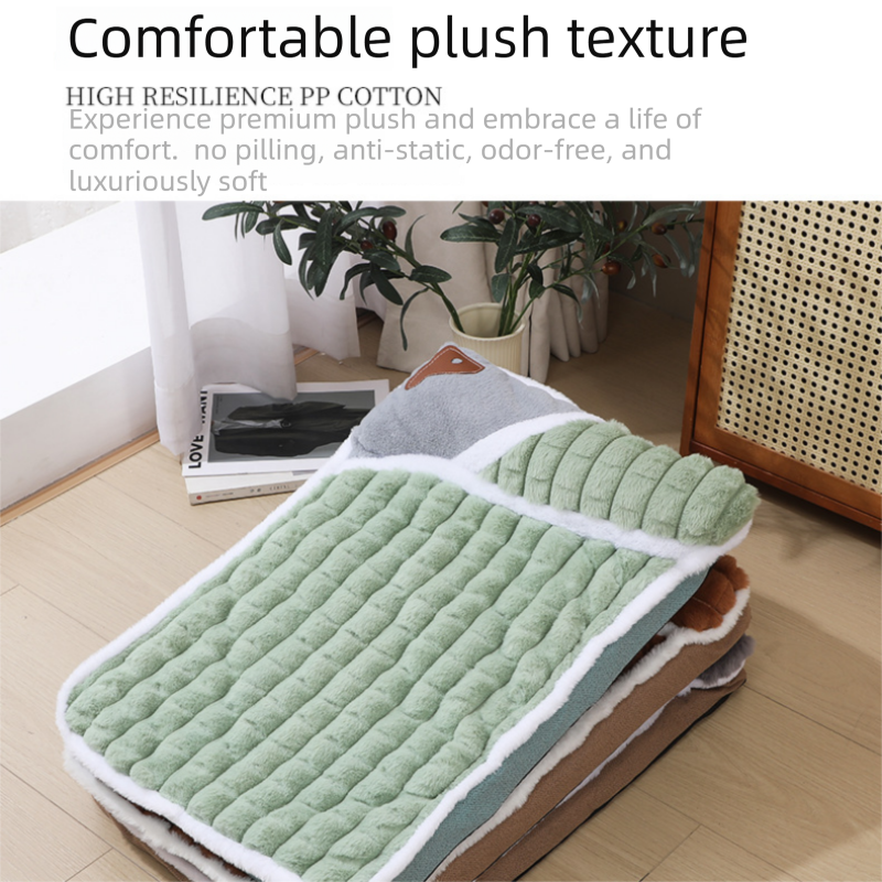 Green M size Luxury Plush Pet Sleeping Mat, Thickened Warm Pet Bed Cushion for Dogs and Cats, Soft Fabric Pet Sofa Pad with Non-Slip Waterproof Base