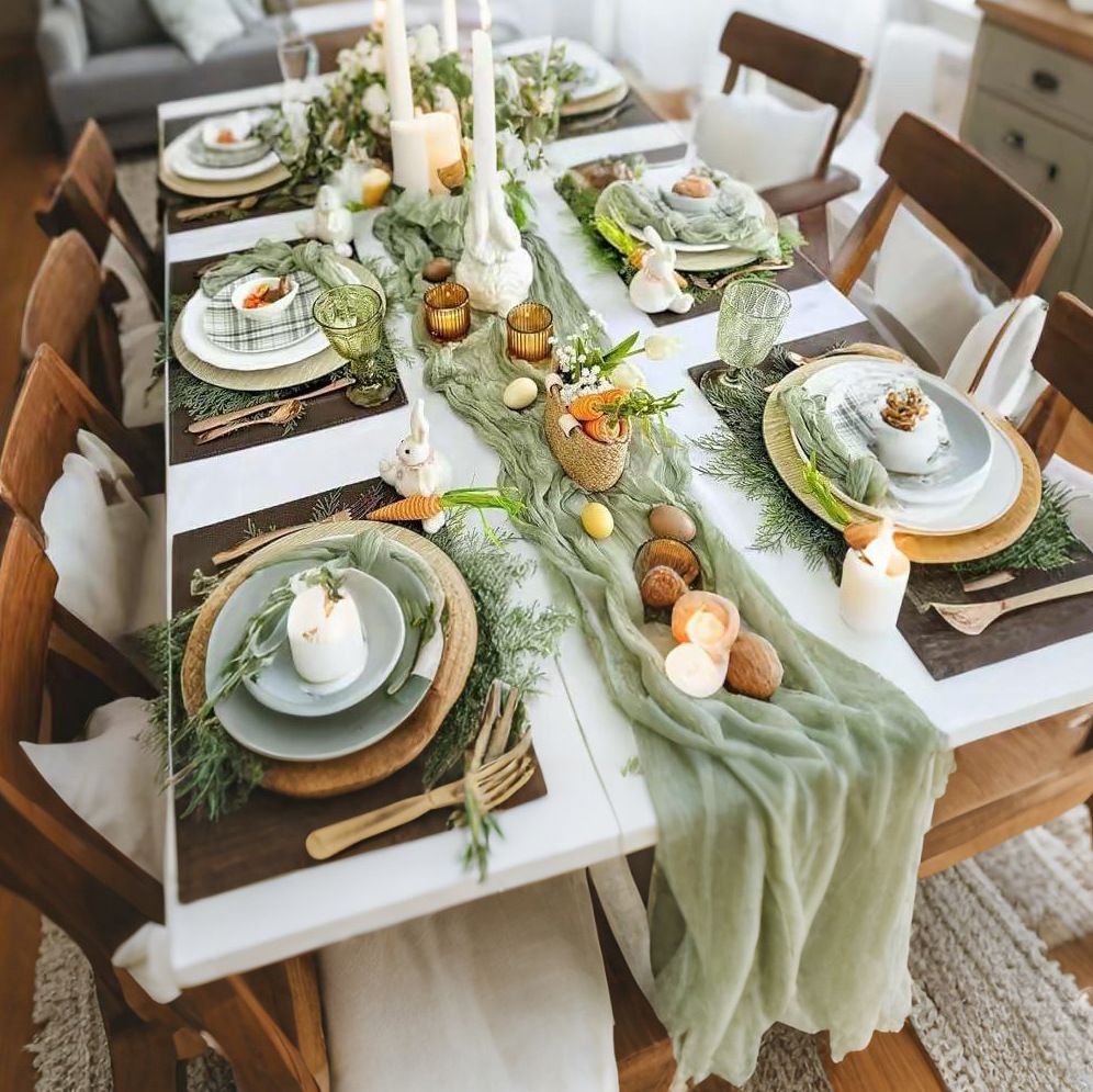 Table Runner - Grass Green 9.84ft Wrinkle Fabric Table Decor for Wedding, Party, Dessert Table and Event Decoration